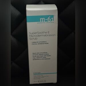 SuperSoothe E Microdermabrasion Scrub